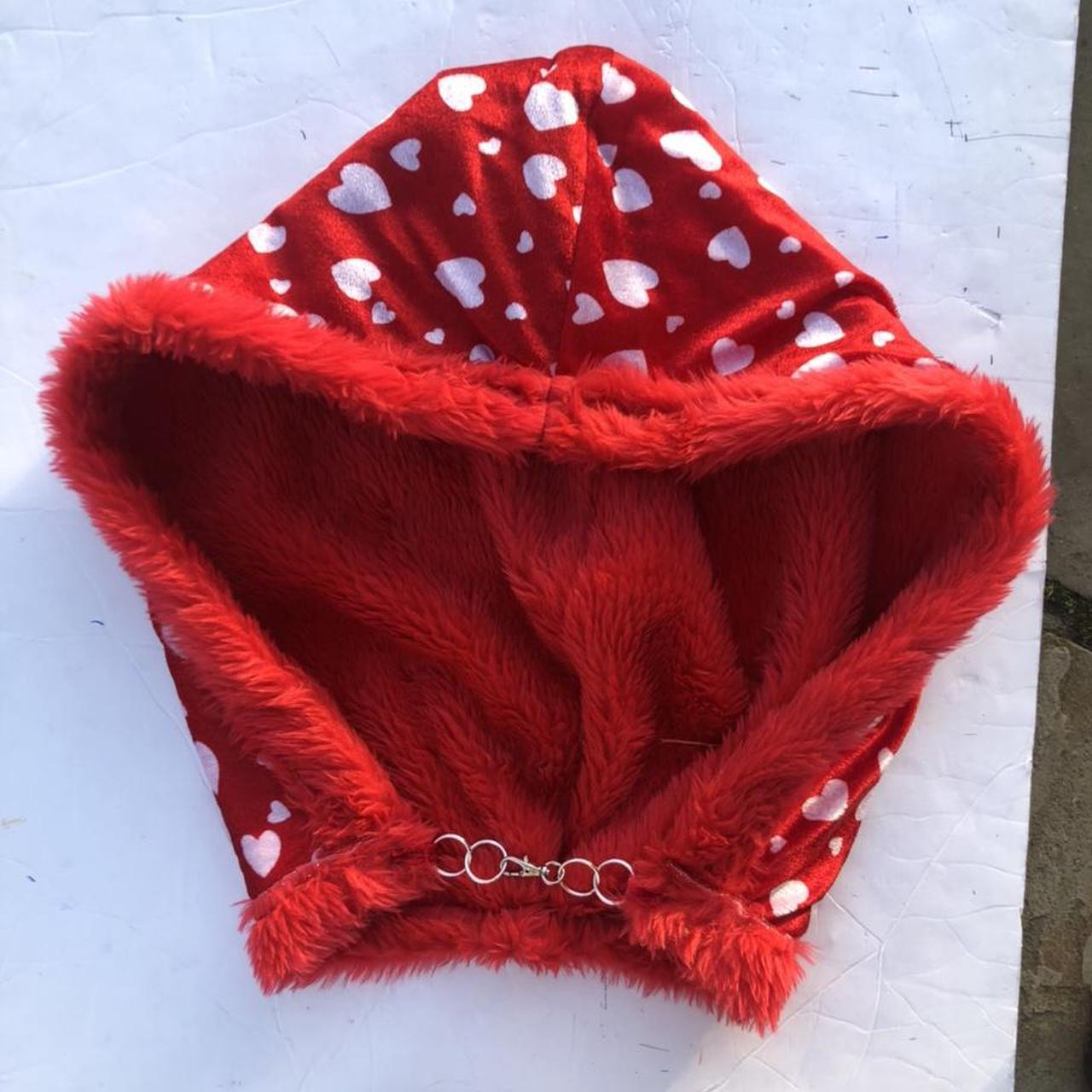 Women's Red and White Hat (2)