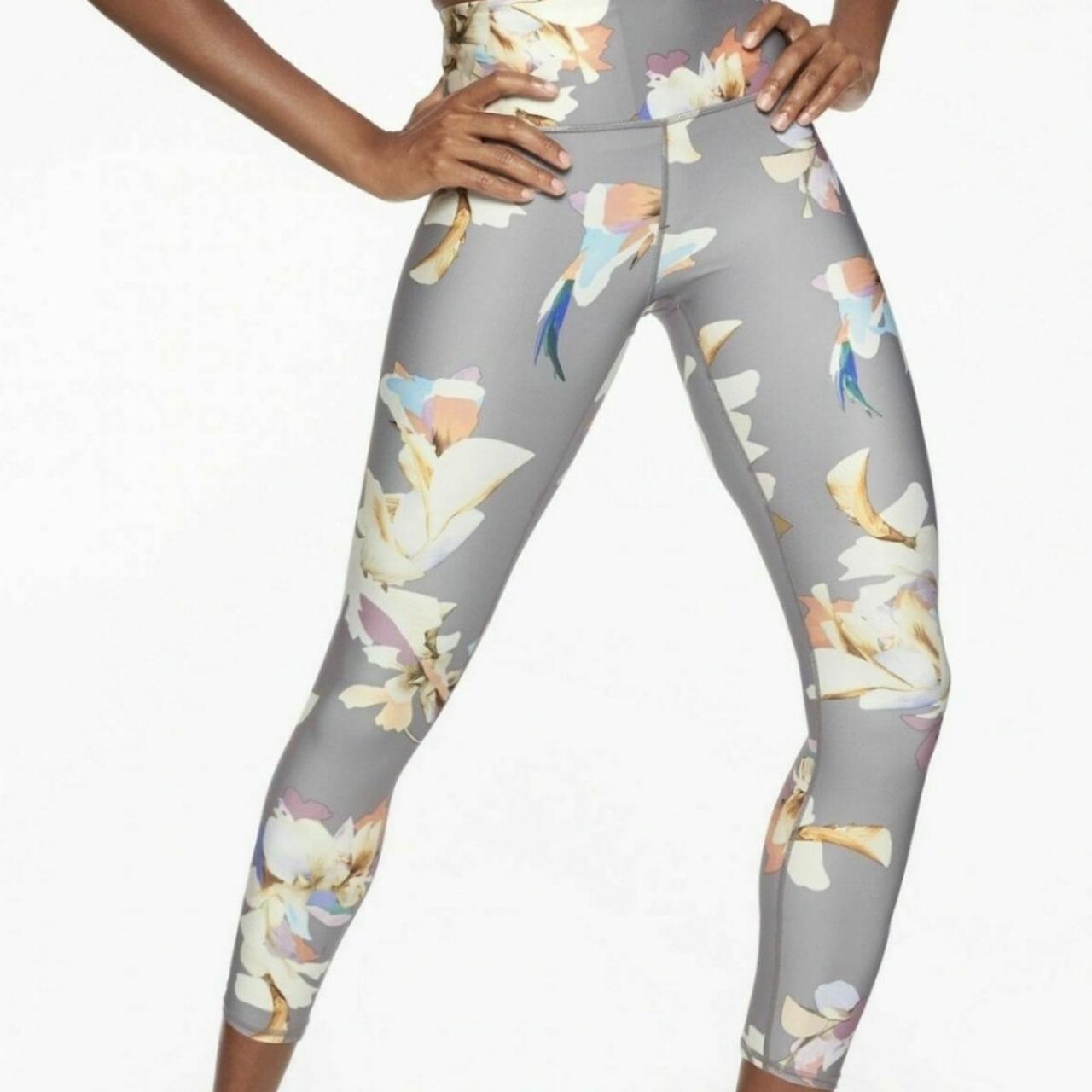 Athleta Floral Elation leggings Size medium Fits