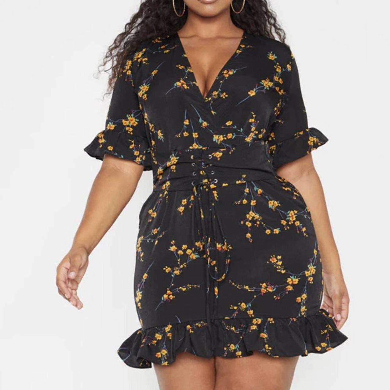 PRETTY LITTLE THING Plus Size Floral Corset