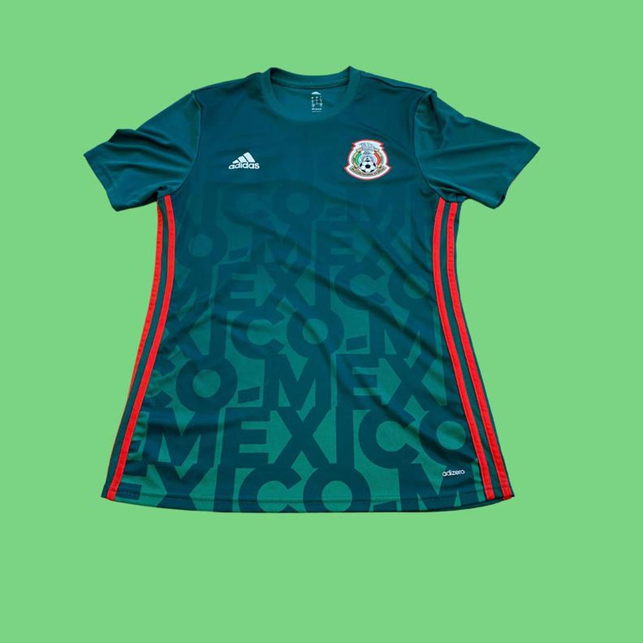 Product Image 1 - Modern Mexico training football shirt