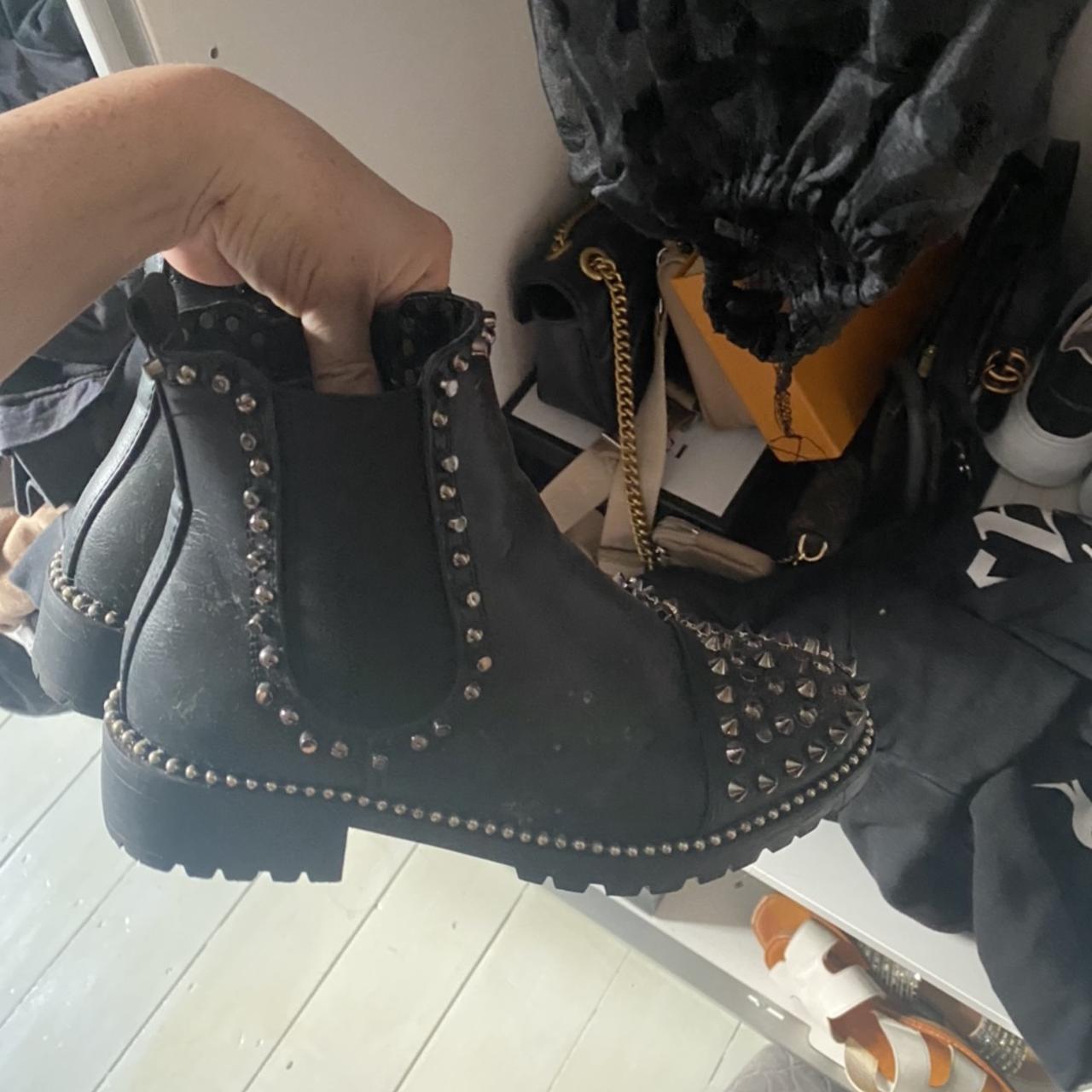 Ikrush black studded on sale boots