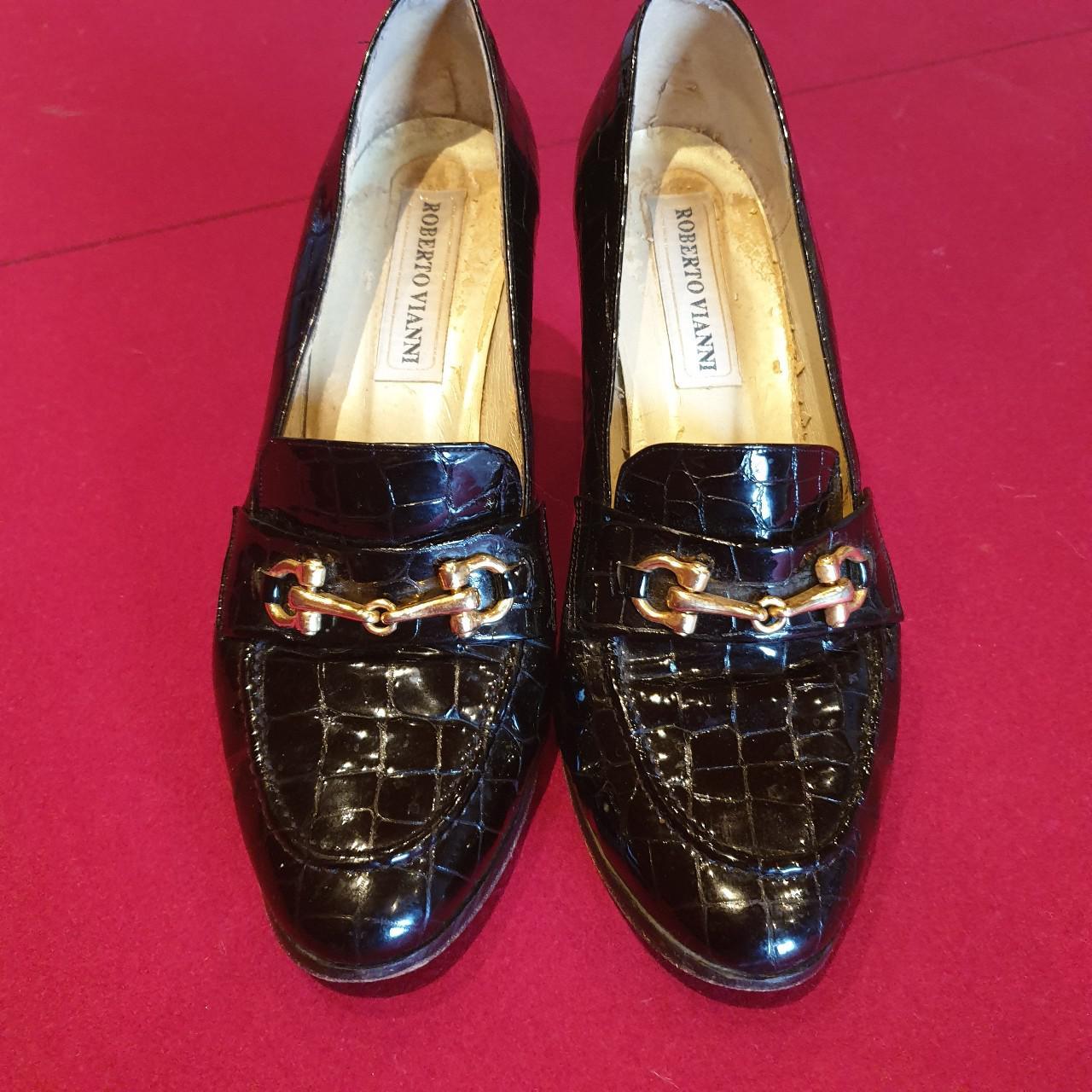 Women's Black and Gold Loafers | Depop