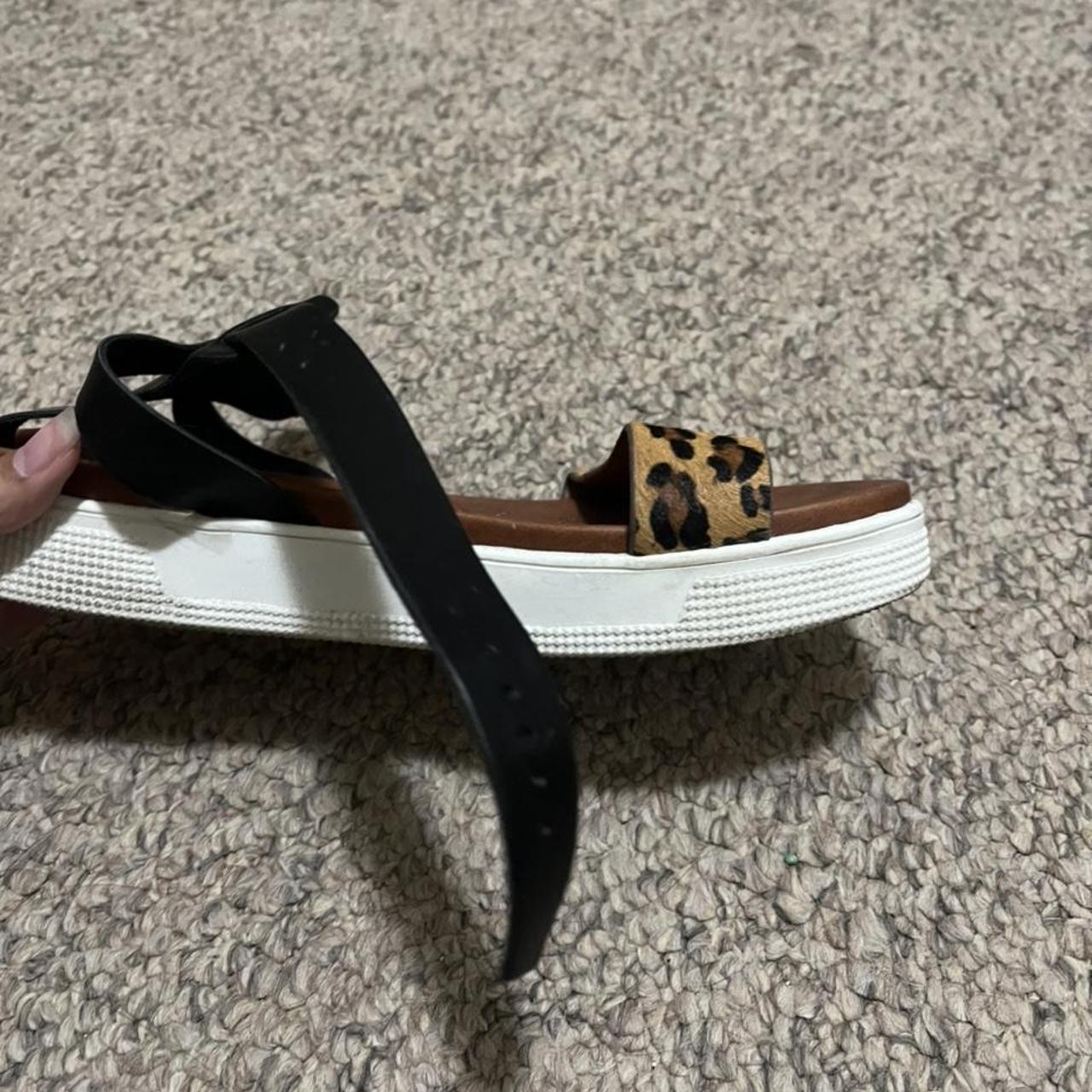 MIA Ellen leopard platform sandals In amazing Depop