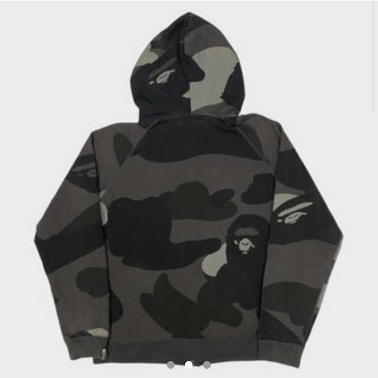 • 100% authentic Bape full zip black and grey camo