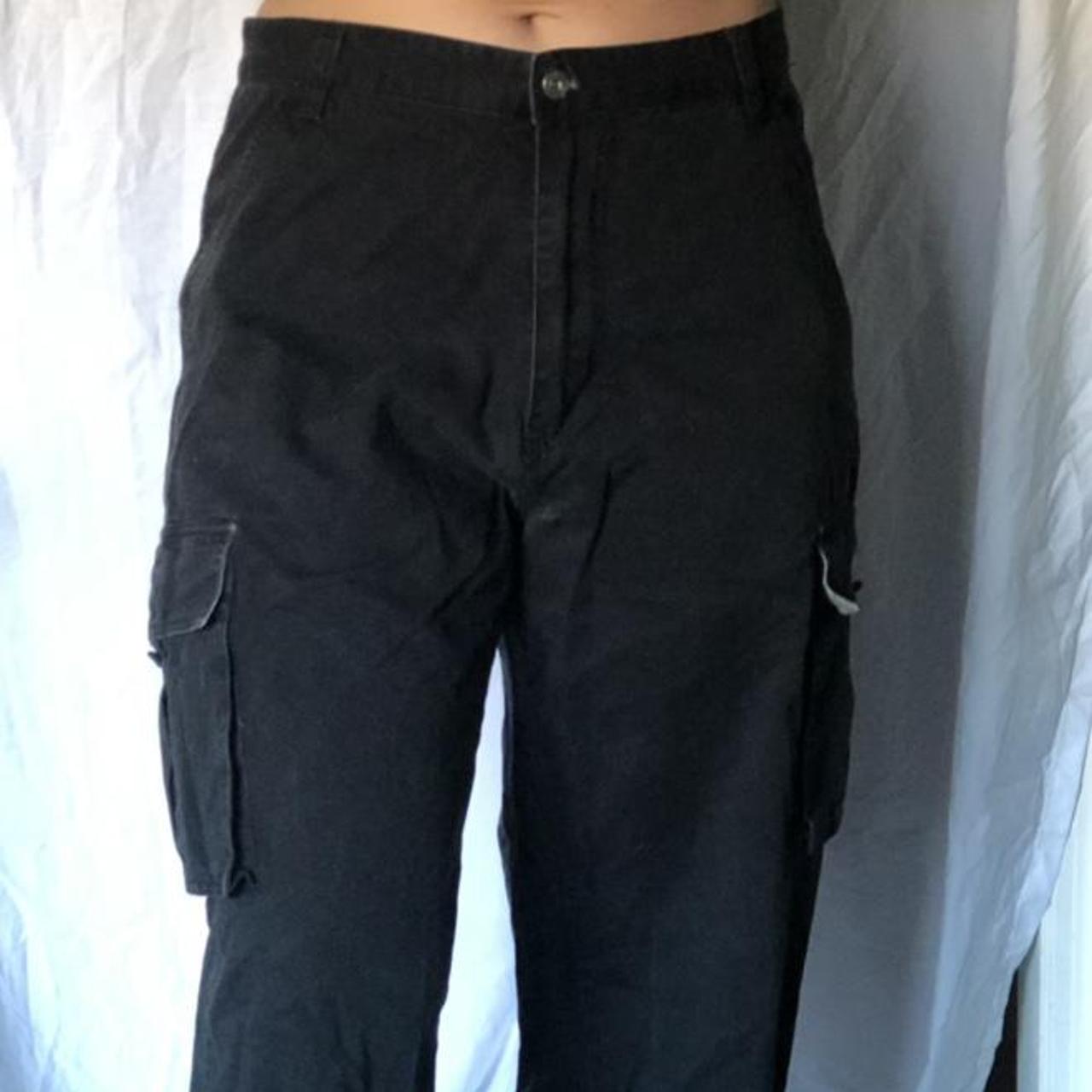 Cargo Pants Wide leg low rise Size: 34/34 - Fits... - Depop