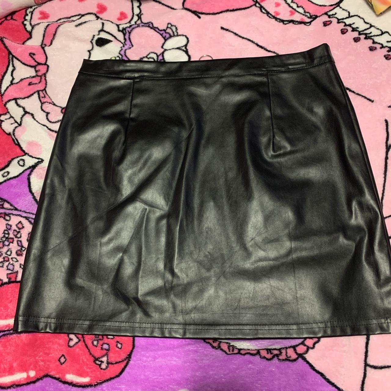 #shein faux leather zip-up mini skirt. the pockets... - Depop