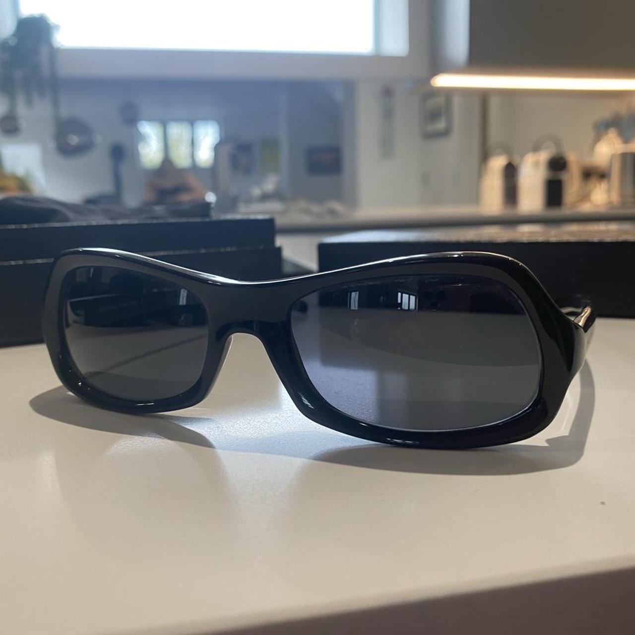 PRADA sunglasses Black Blue y2k