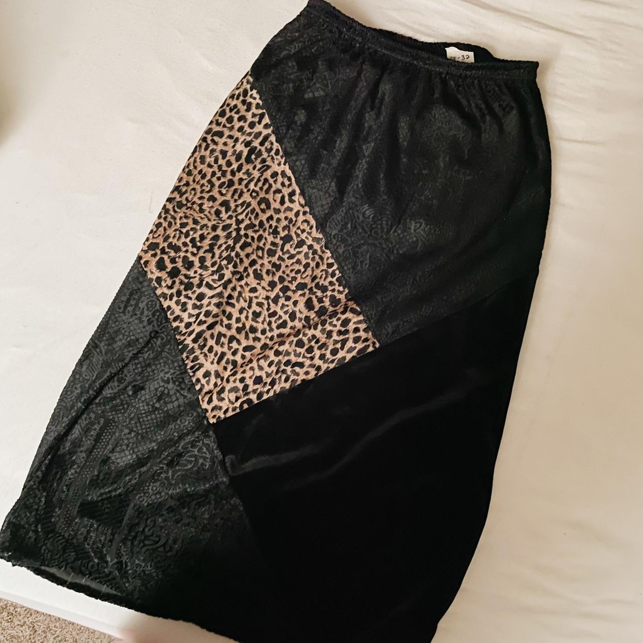 Notations Women's Black and Brown Skirt