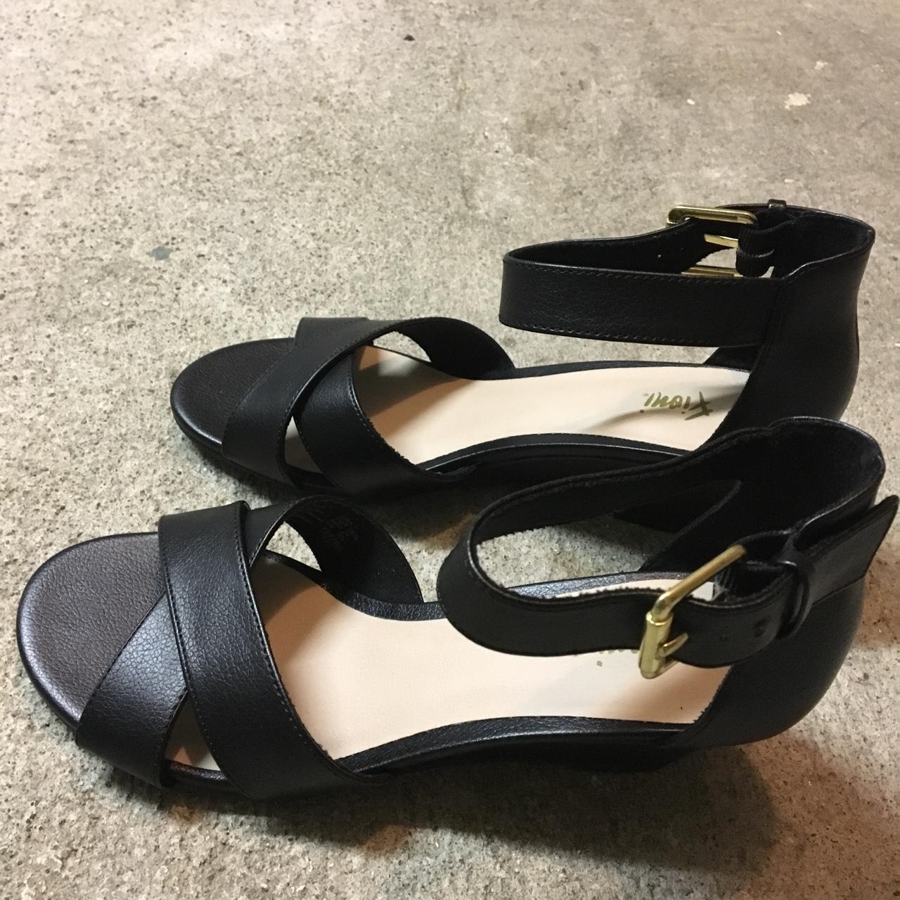 Black Criss Cross Platform Heels - new never worn -... - Depop