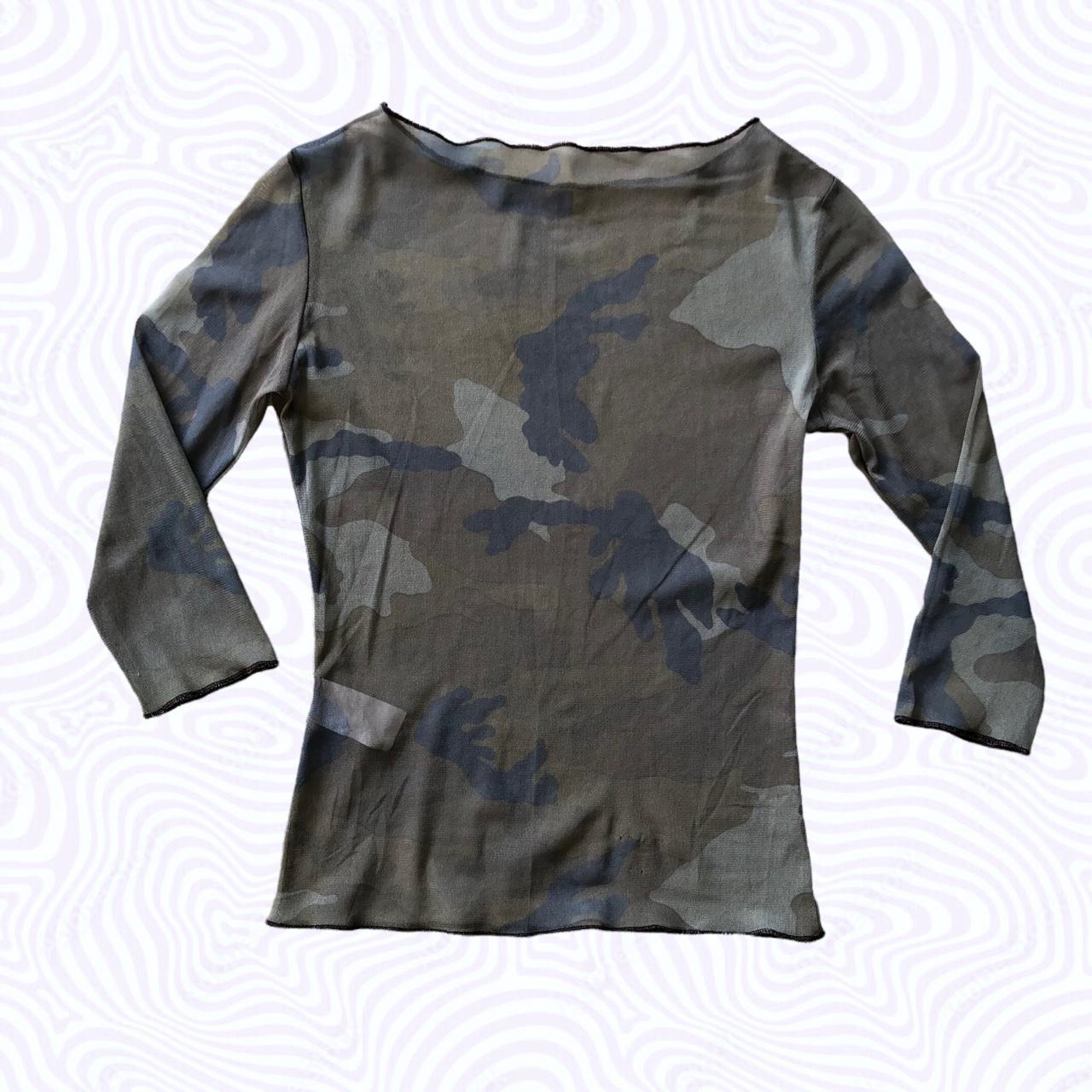 Women's Khaki and Green Tshirt Depop