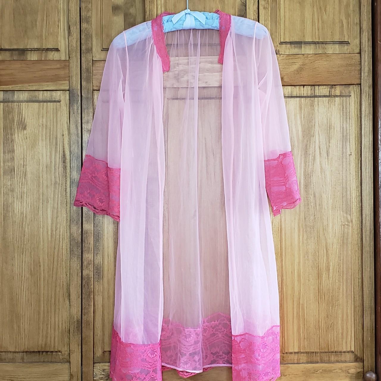 🌸 Vintage Hot Pink Lace Robe 🌸 Single button closure... - Depop