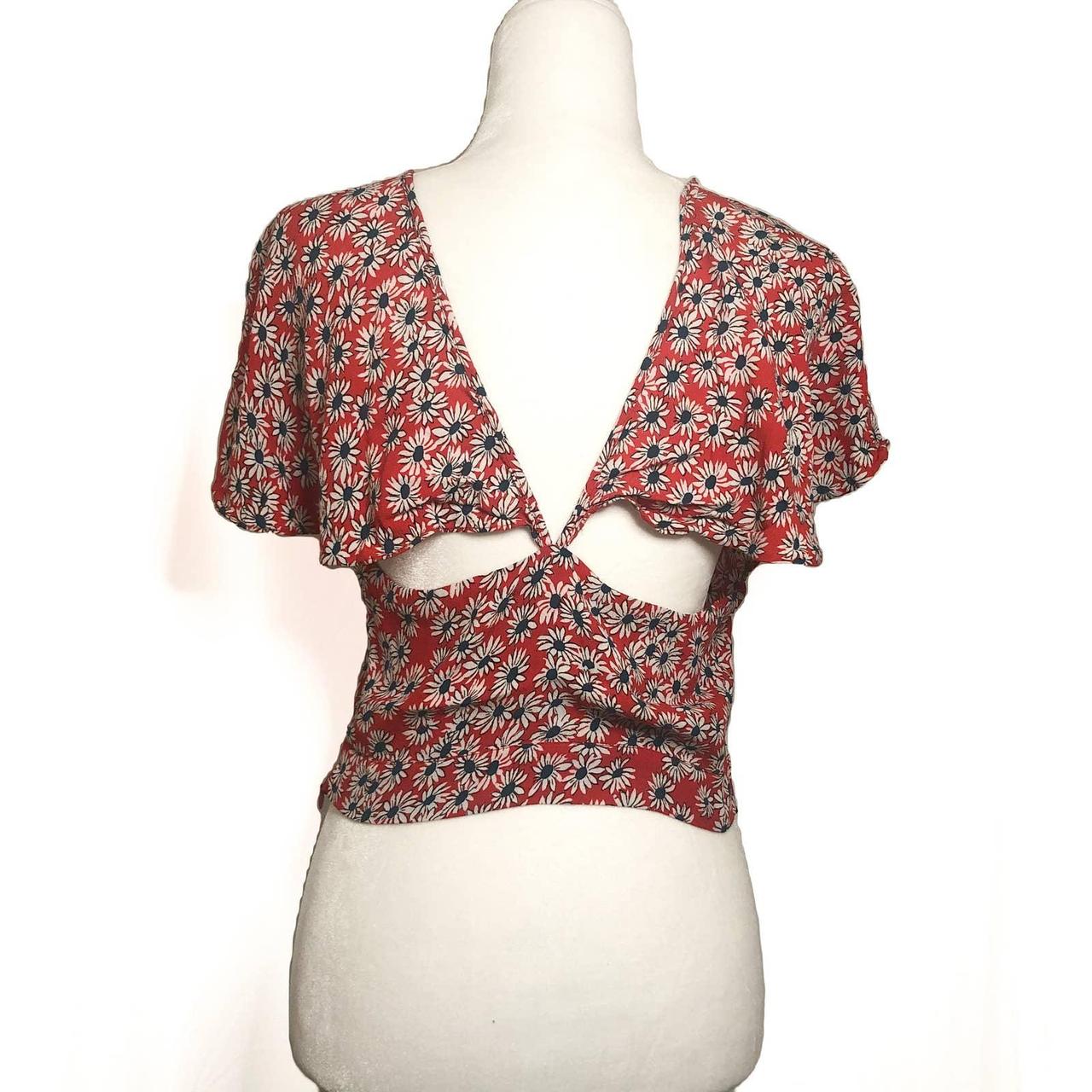 Zara Women's Red Croptop Depop