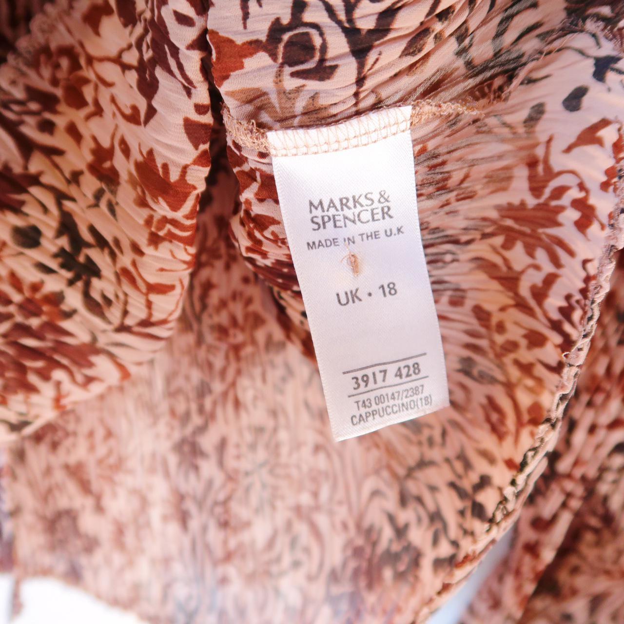 Marks & Spencer Women's Brown and Black Blouse (2)