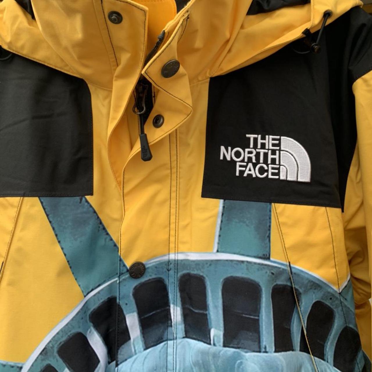 Supreme / The North Face Statue of Liberty Mountain Jacket Yellow