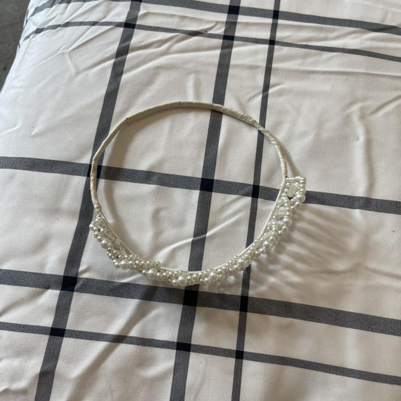 Women's White Hairaccessories Depop