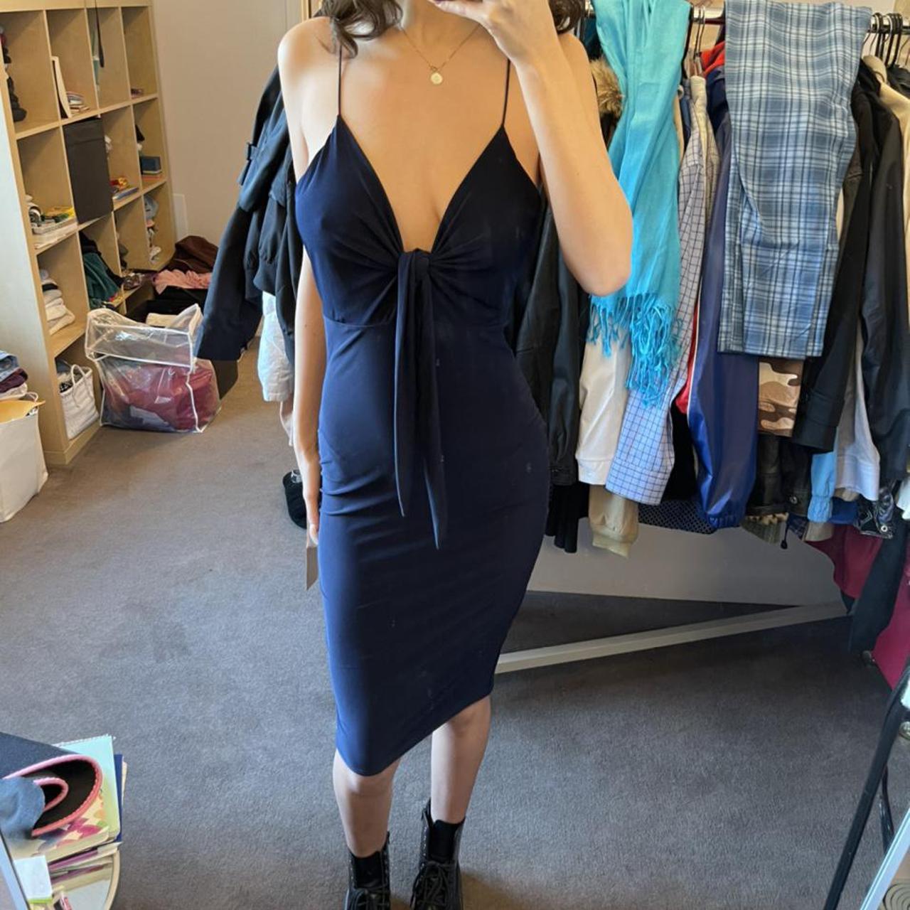 Product Image 1 - Stunning navy blue dress midi