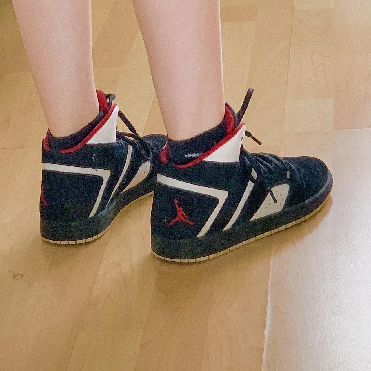 jordan flight legend red