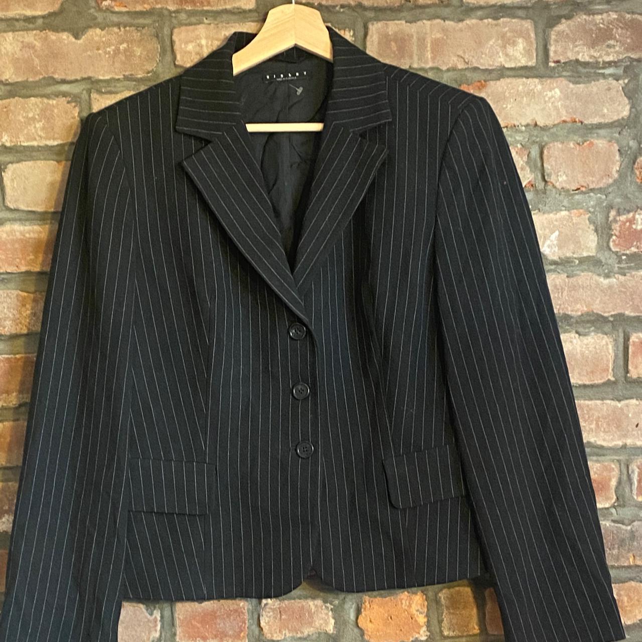 Sisley Women's Black and Grey Suit | Depop