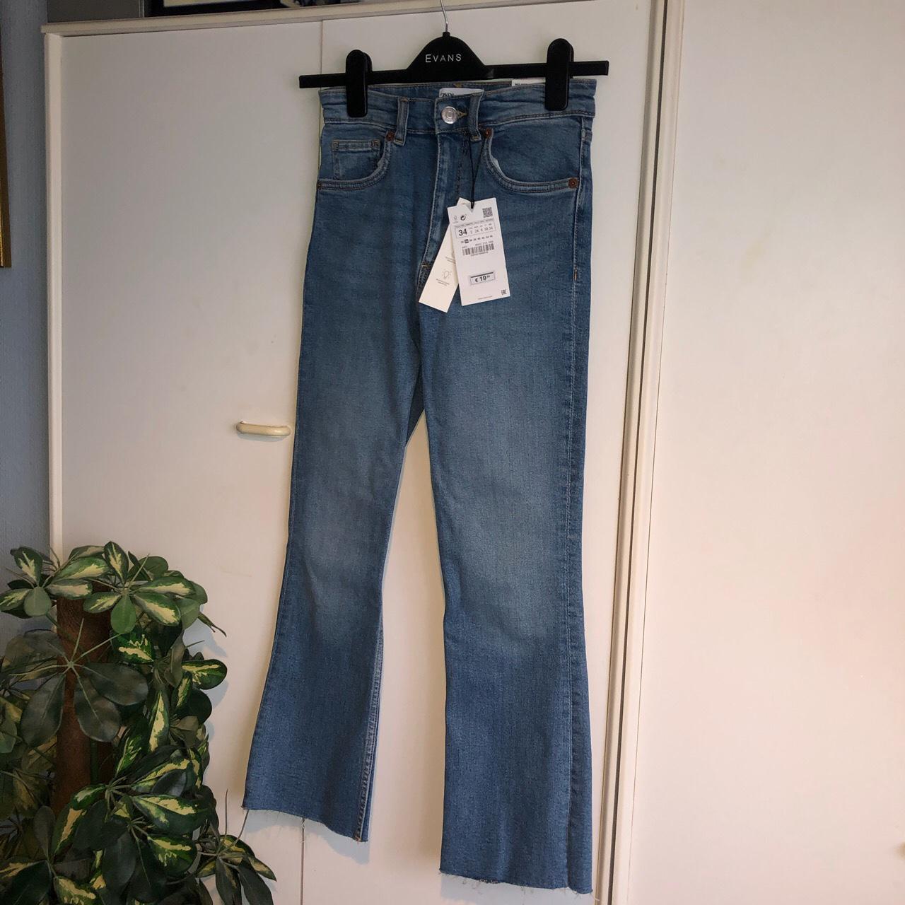 zara mid rise cropped flare jeans