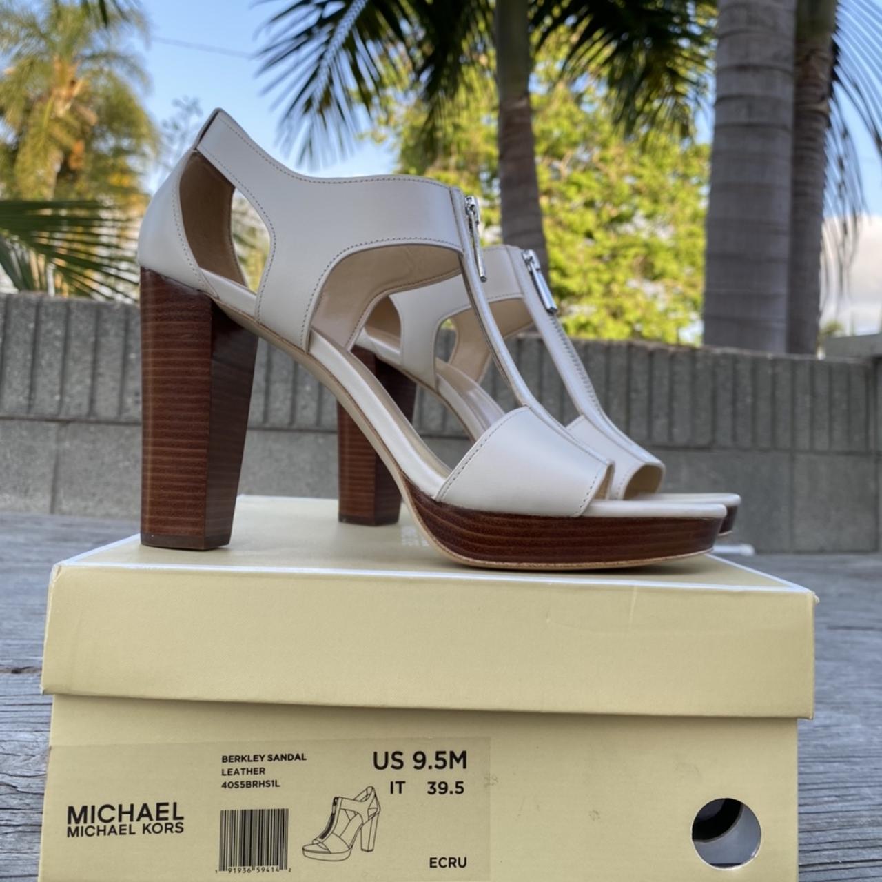 Michael kors berkley cheap flat sandals