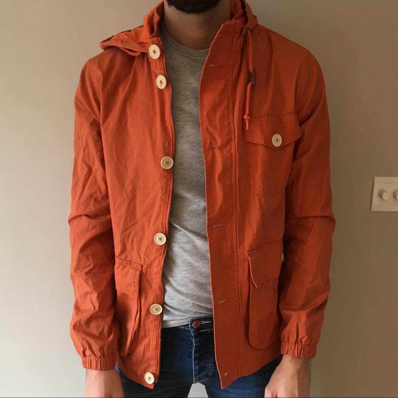 Farah 2025 orange jacket