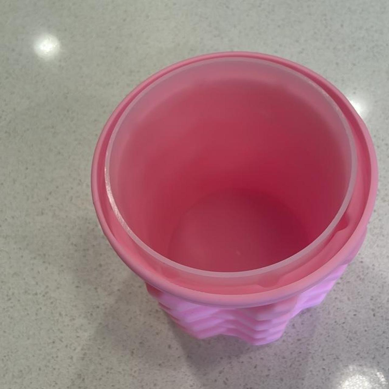 Pink ice maker. Really convenient and easy to use. - Depop