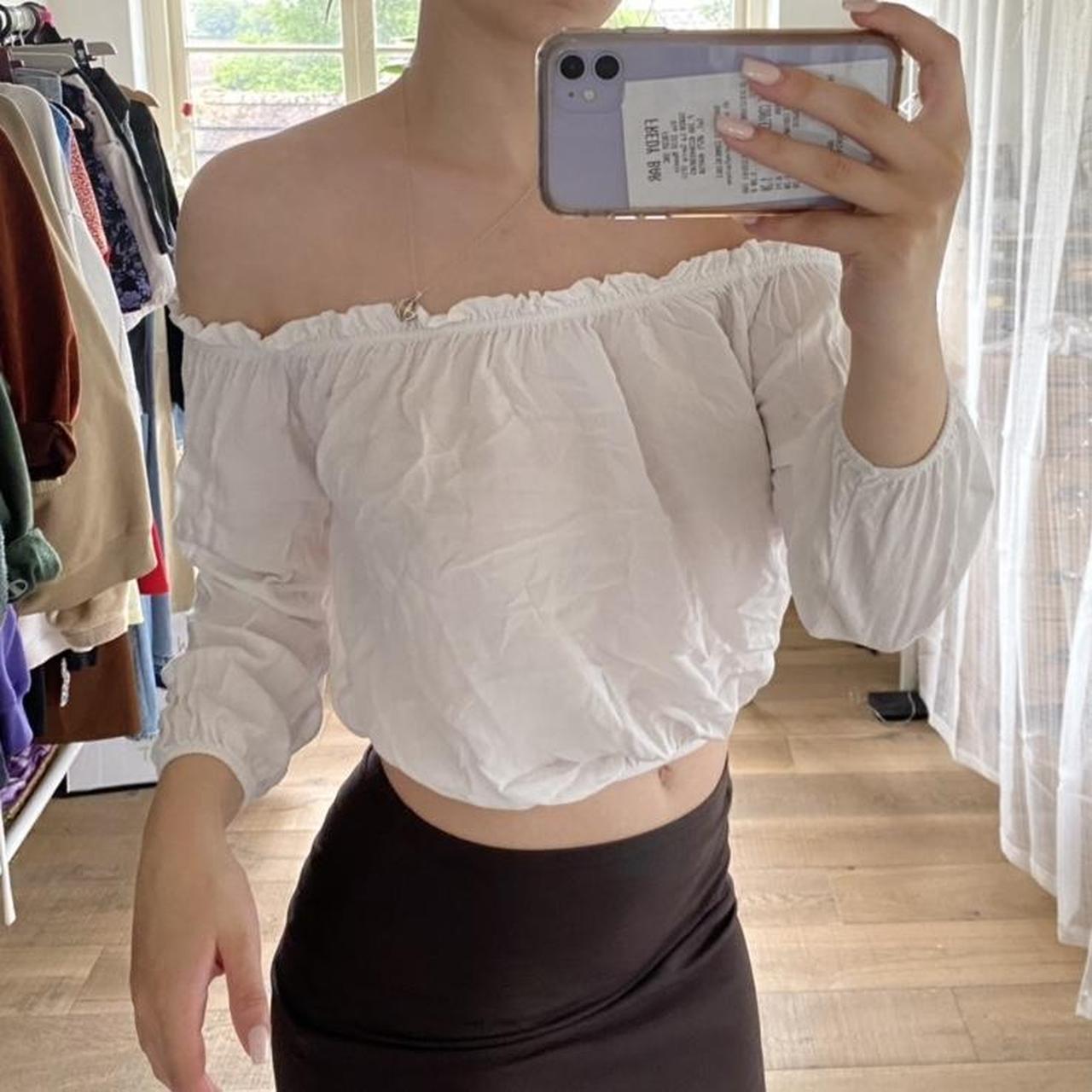 BRANDY MELVILLE OFF THE SHOULDER CROP TOP Worn a... Depop