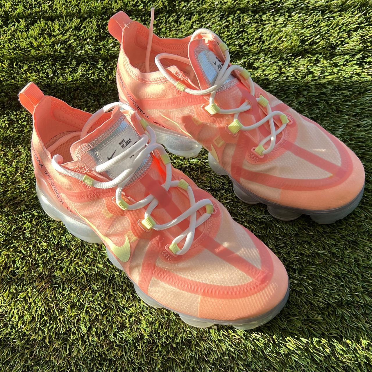 Vapormax 2024 pink tint