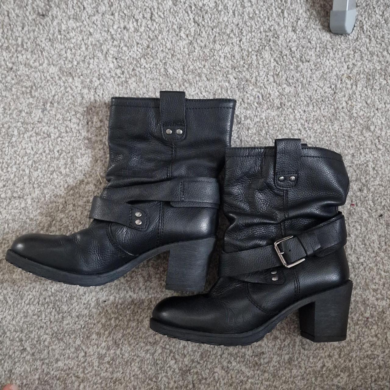 slip on black ankle boots