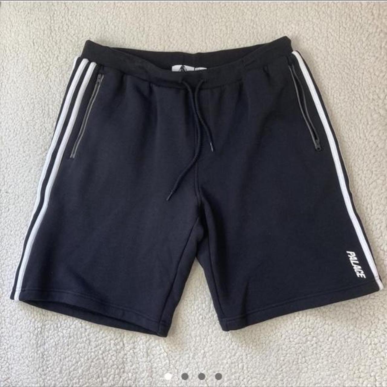 Palace Men's Shorts | Depop