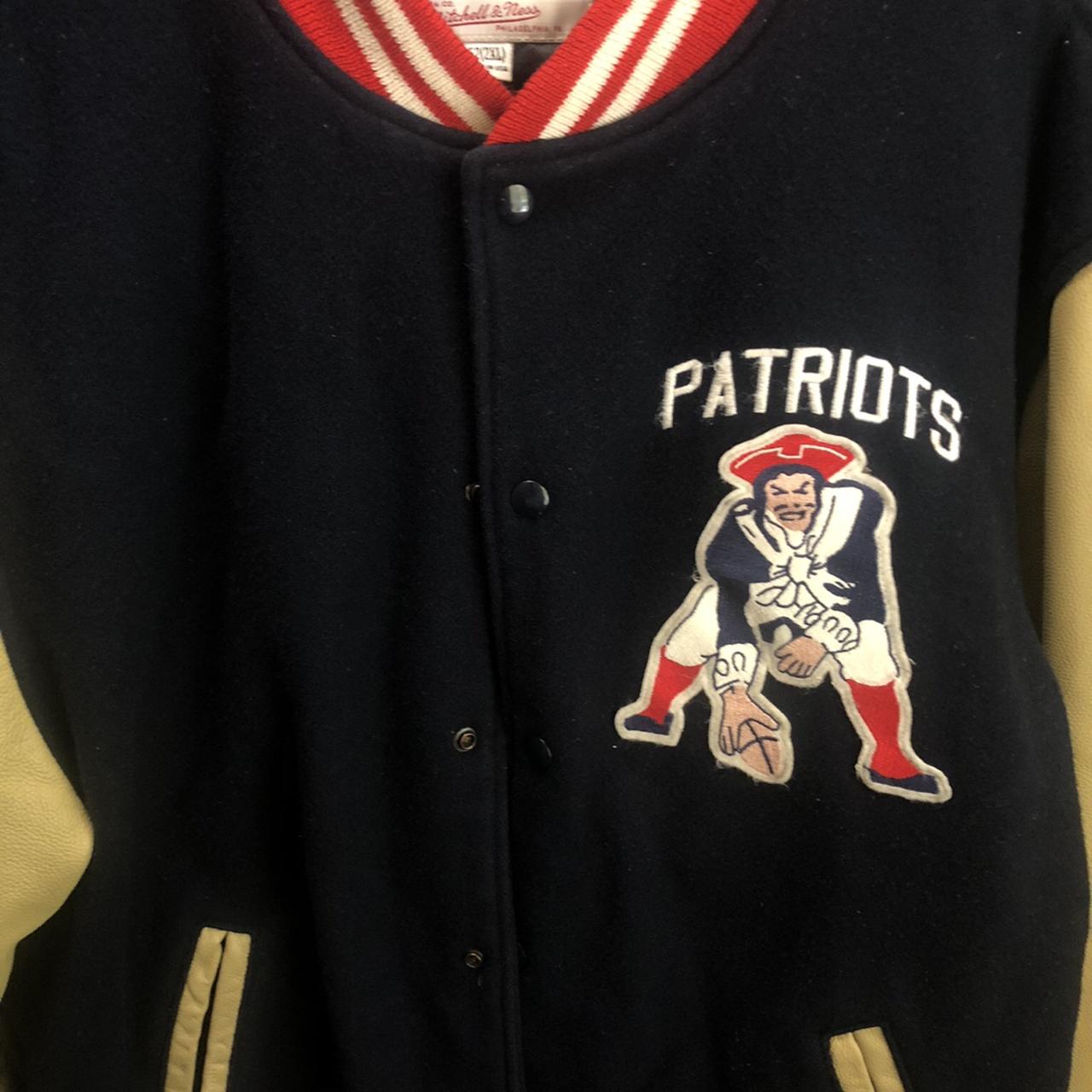 Mitchell & Ness on X: 1960 Boston Patriots Authentic Wool Varsity Jacket @ Patriots #AFL #letterman #mnvarsityjacket    / X