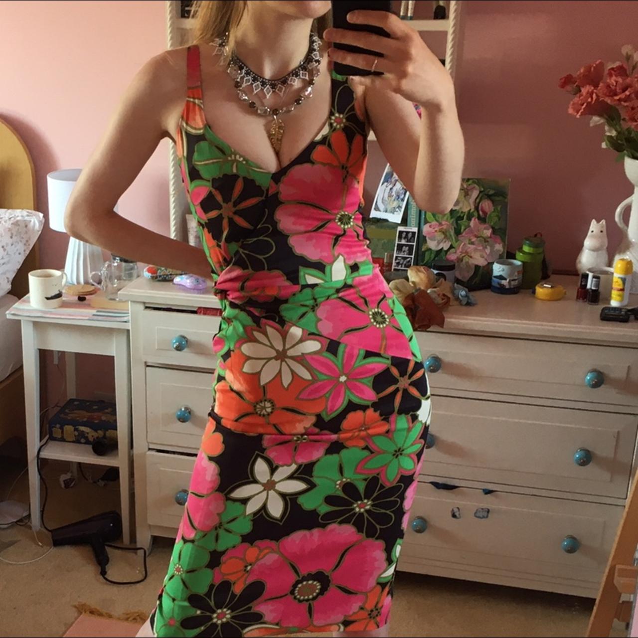 Very Karen millen dress. Sooo flattering... Depop