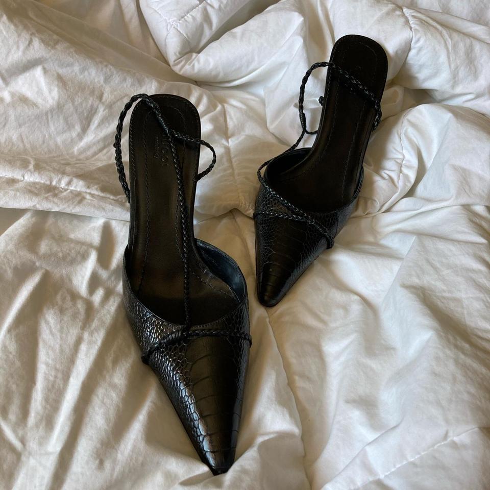 Gucci Black Leather Strappy Heels I took good care - Depop