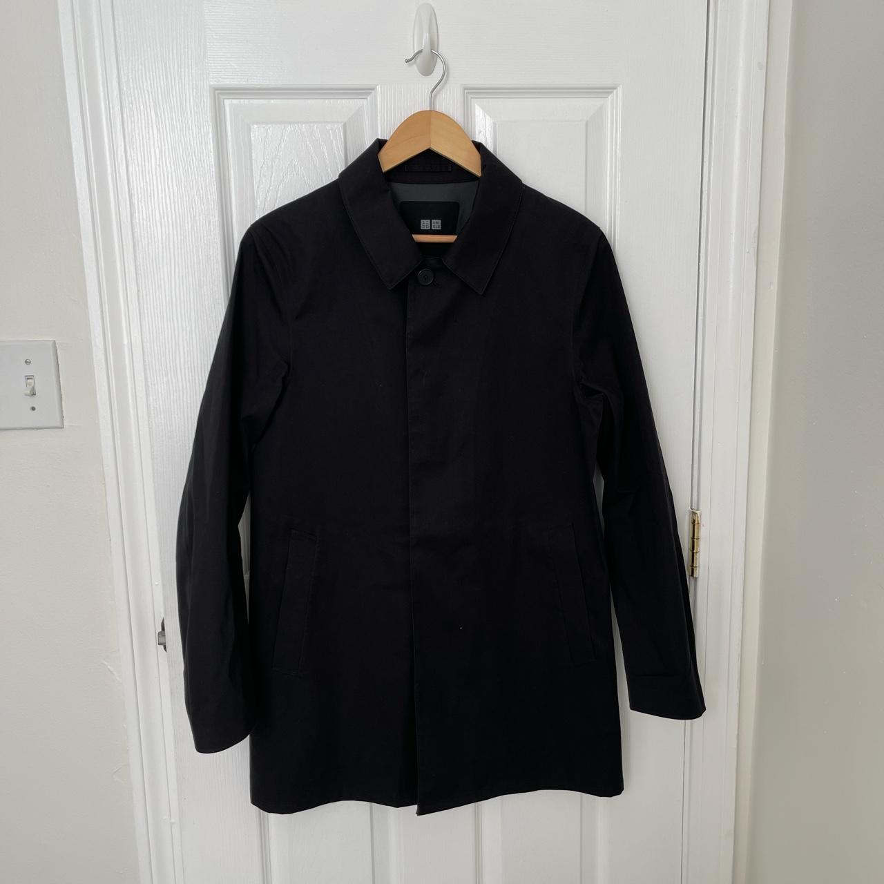 Uniqlo mac coat bought a couple of years ago, top... - Depop