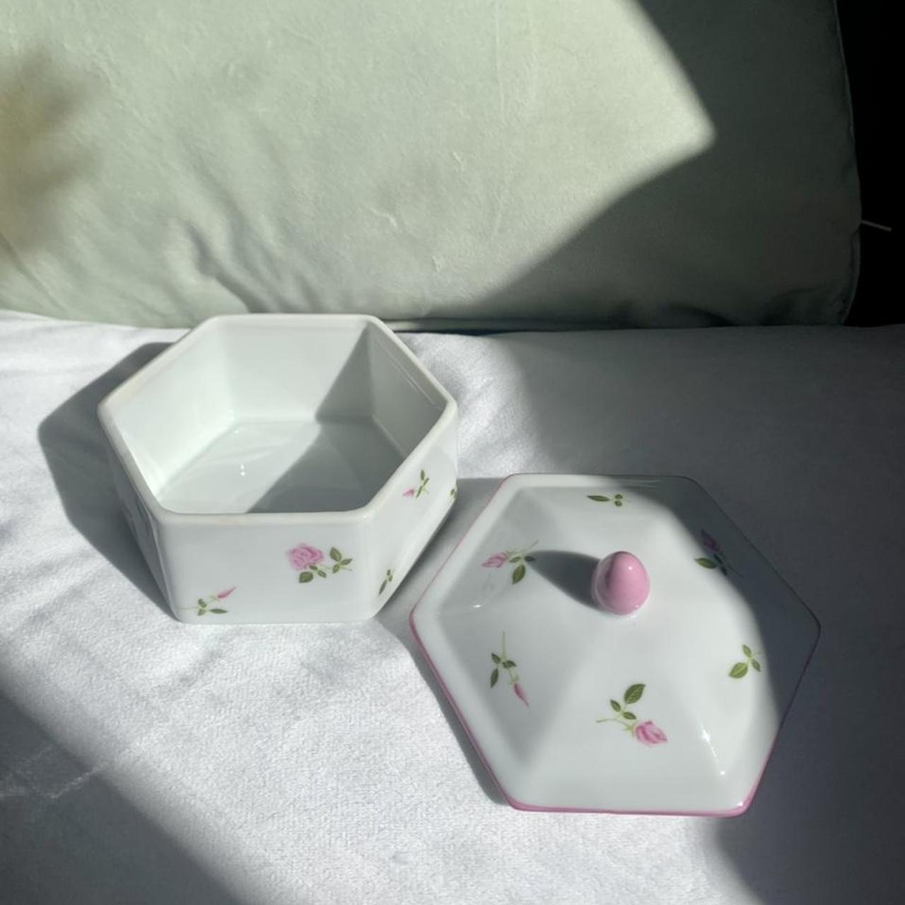 💕 Beautiful large vintage St Michael’s trinket box... - Depop