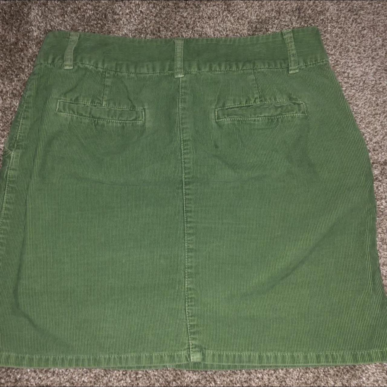 J.Crew Women's Green Skirt Depop