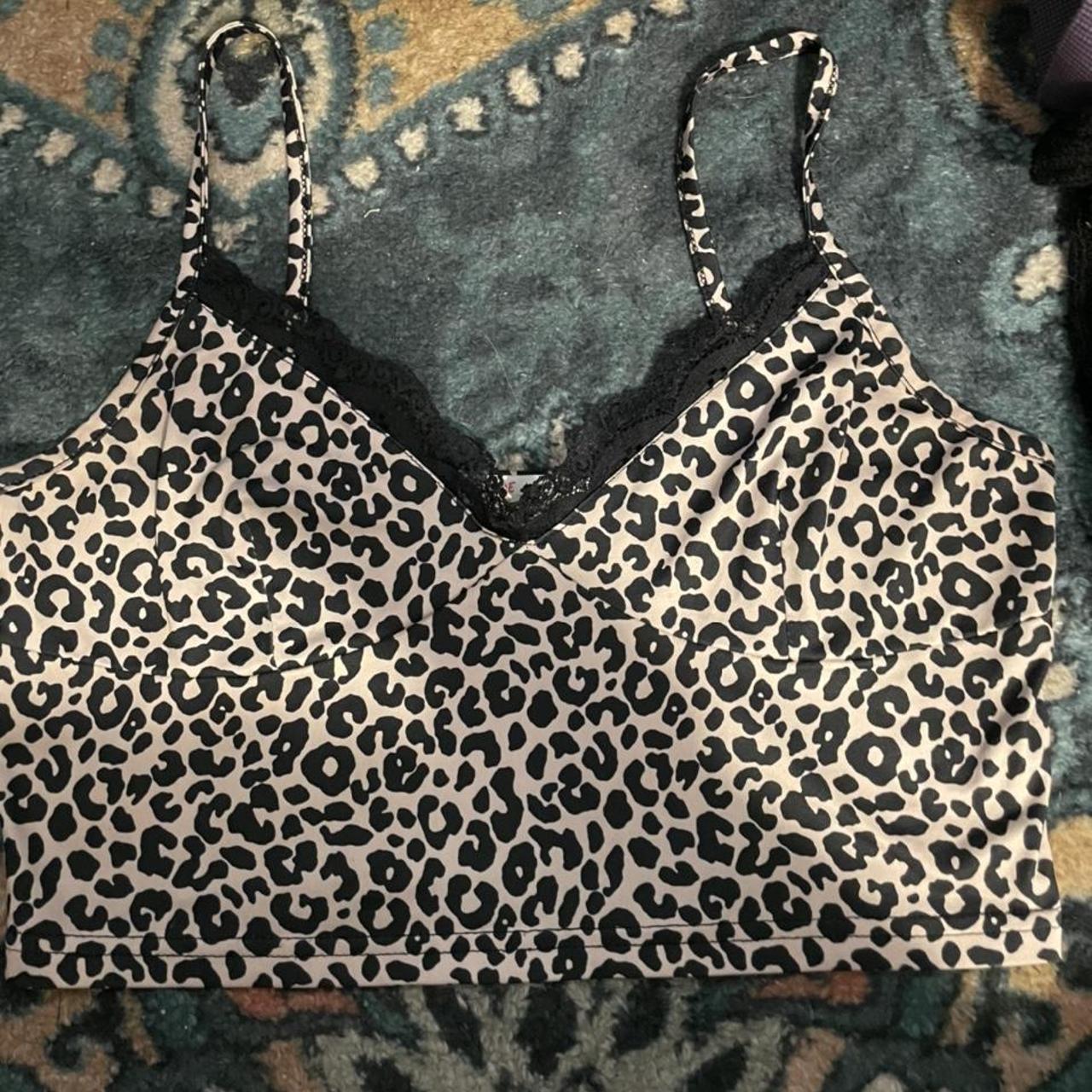 cheetah print crop top! super cute lace detailing.... - Depop