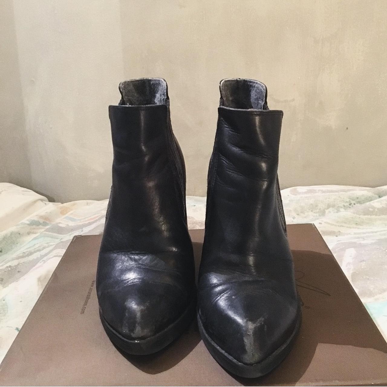 Bertie Women's