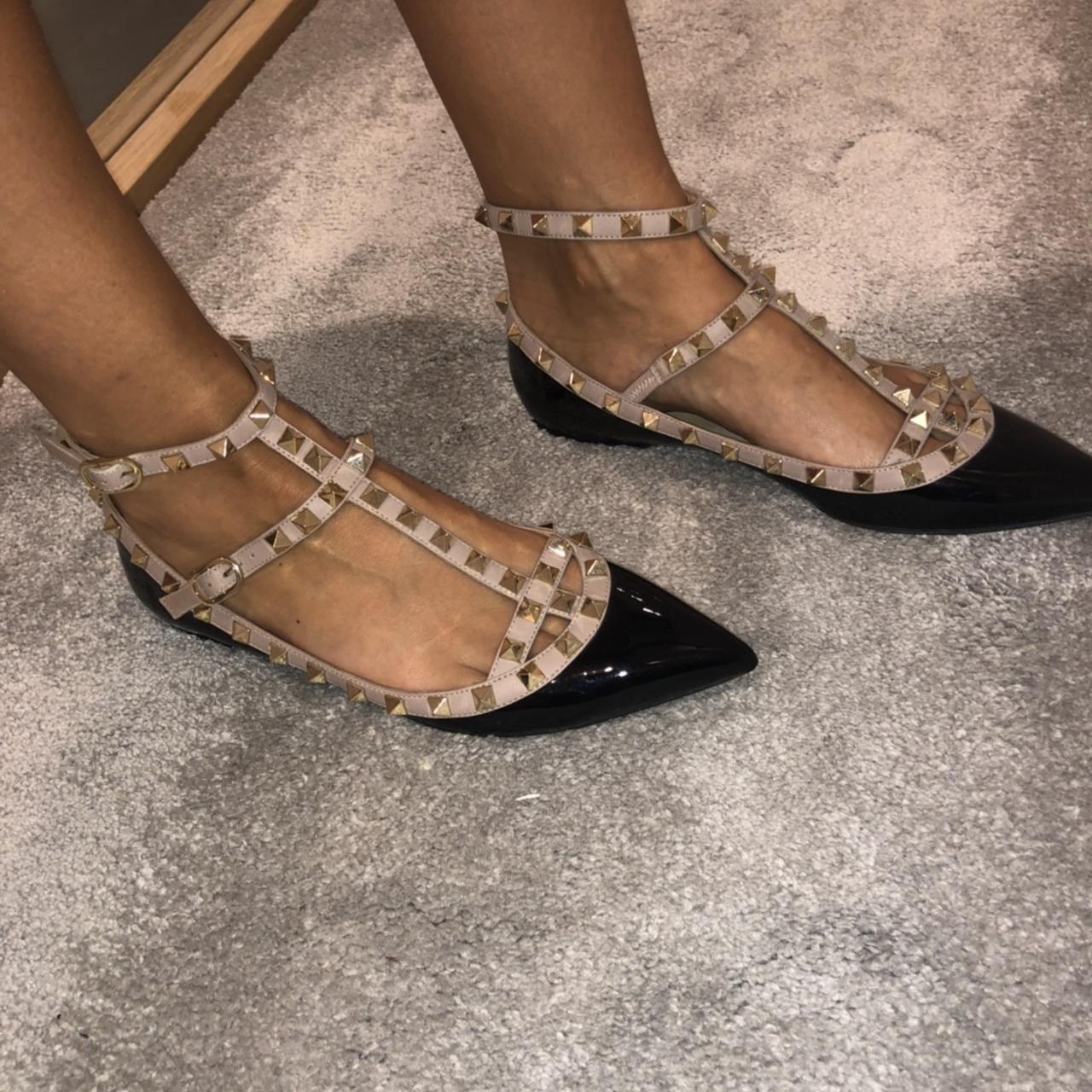 Valentino flats, worn a couple of times fantastic... - Depop