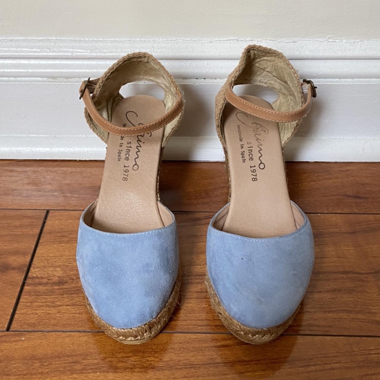 Women's Blue and Tan (3)
