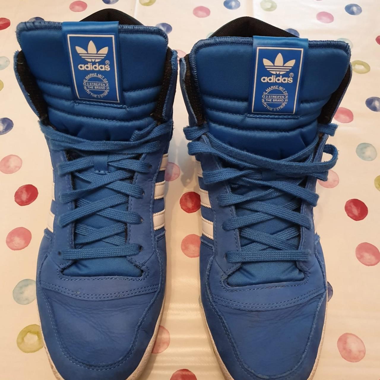 Larry Belmont Oriental Talentoso Blue Adidas high top trainers post player size 9 1/2... - Depop
