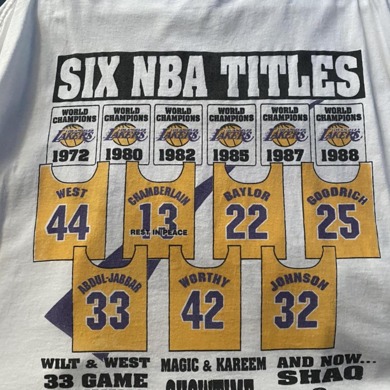 RIP KOBE RIP WILT KOBE & SHAQ RUNNING THE LAKE SHOW... Depop