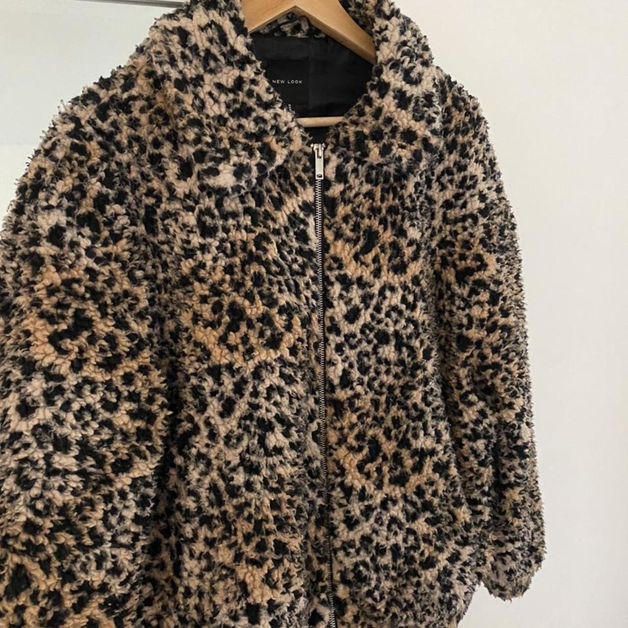 New look leopard print Borg zip up fluffy jacket - Depop