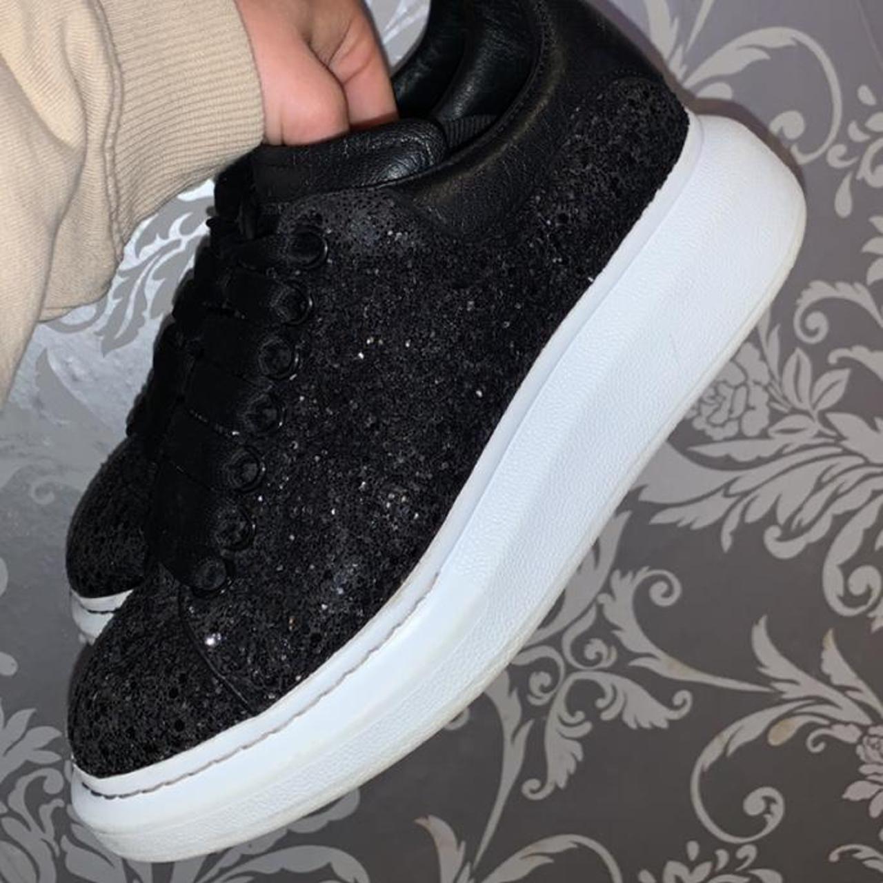 alexander mcqueen size 2.5