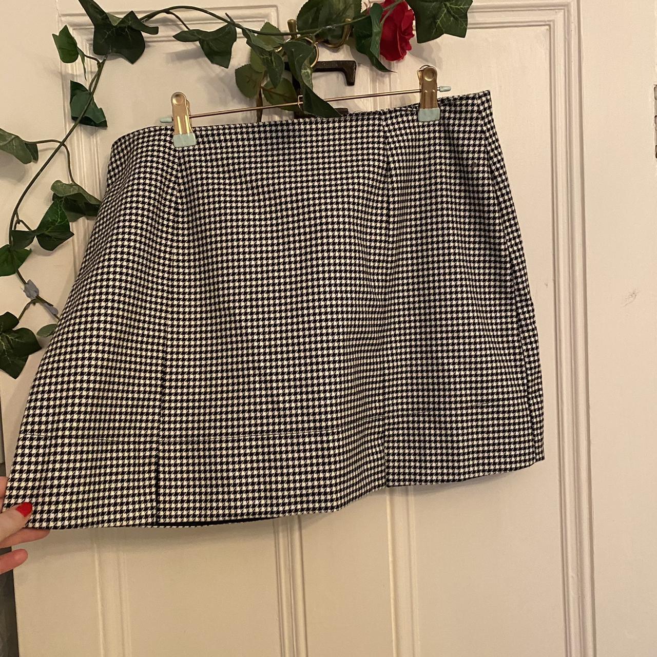 New Look Women's Skirt (2)