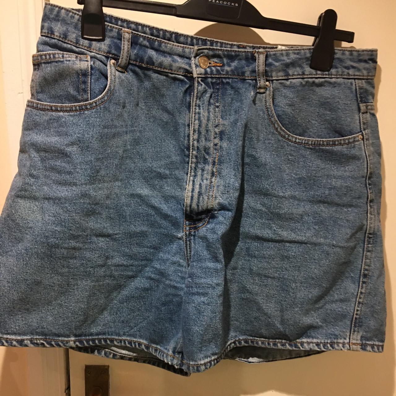 Zara shorts, denim, mid-thigh, and high waisted. Can... - Depop