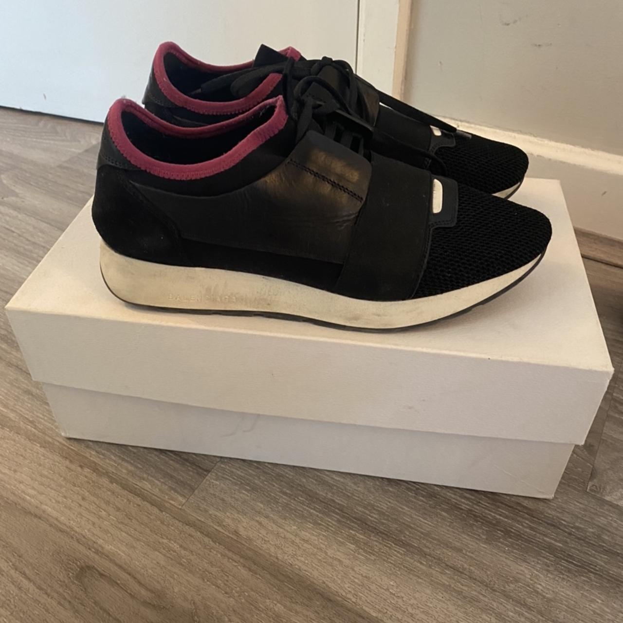 Balenciaga runner black on sale red