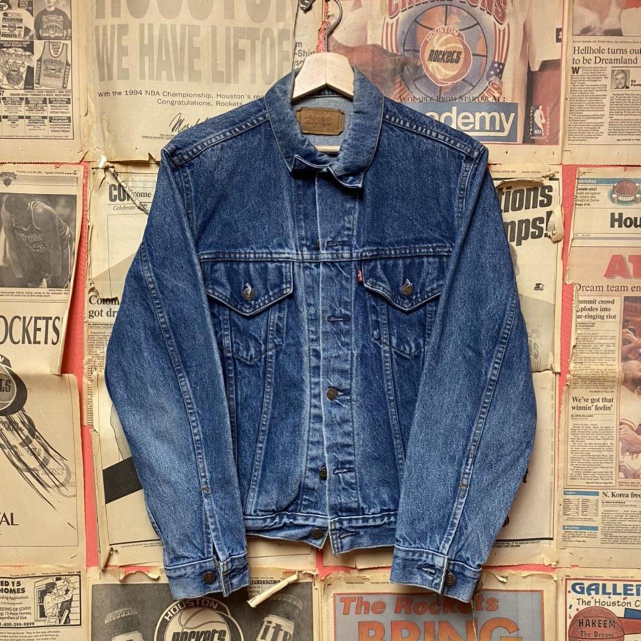 levi's medium jacket size