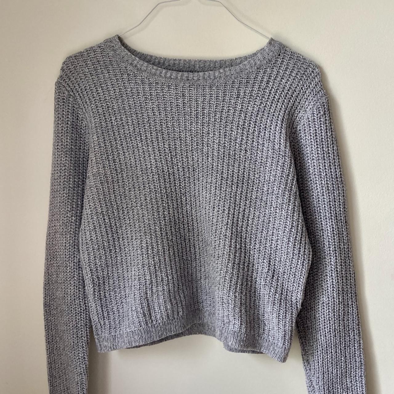 gray forever 21 sweater - Depop