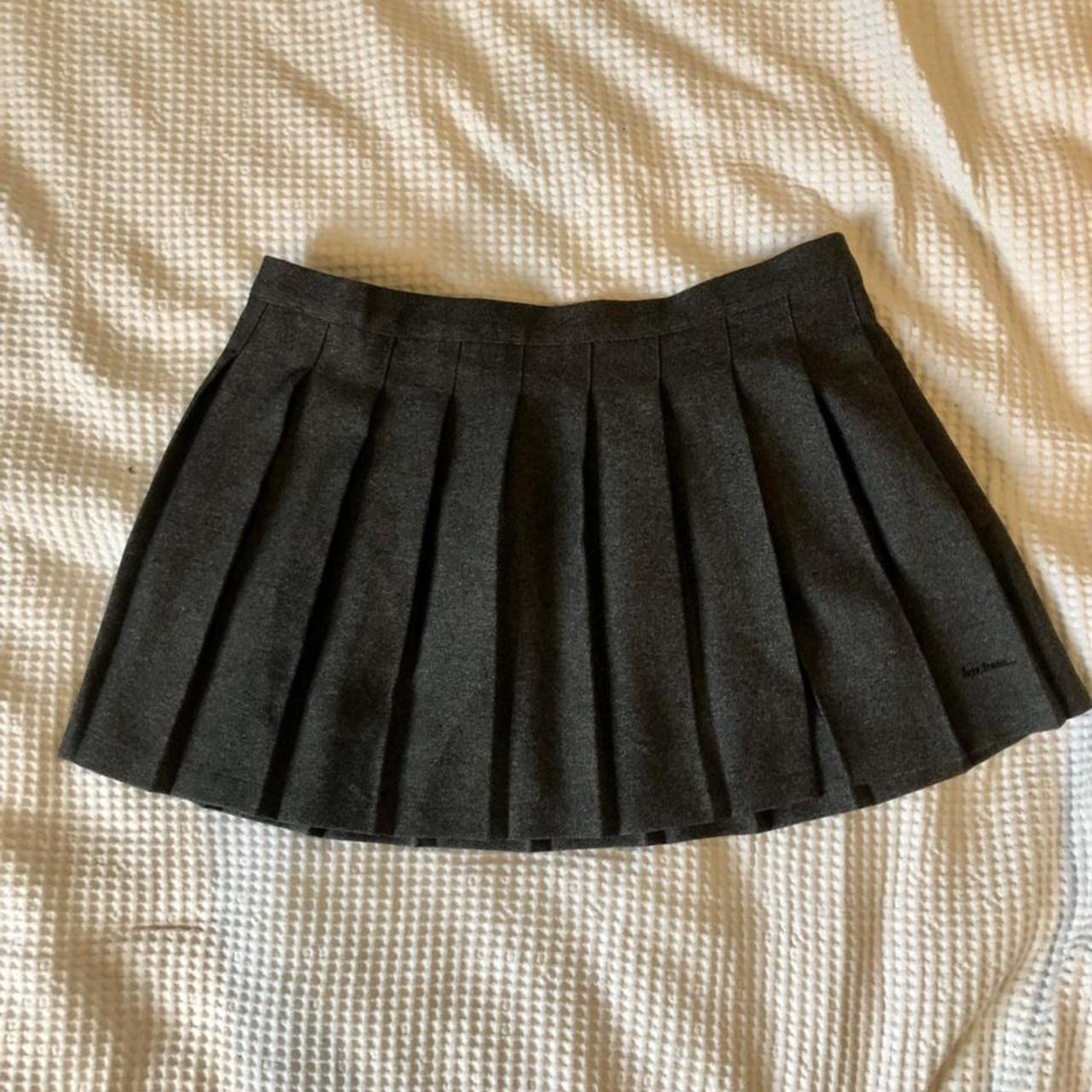 Grey Urban Outfitters Iet Frans tennis skirt size L... - Depop